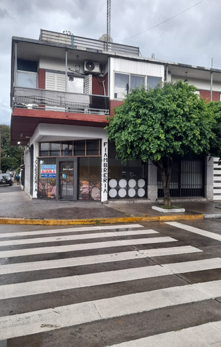 Local Comercial, Esquina, Muy Buena Ubicacion