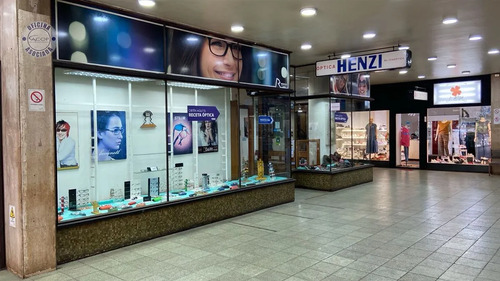 Se Vende Céntrico Local Comercial En La Ciudad De Valdivia.