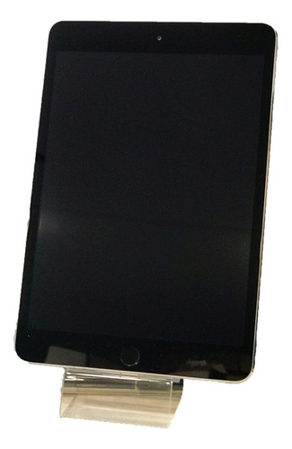 Imagen 2 de 3 de iPad A1474 De 32 Gb - Negro - Semi Nuevo