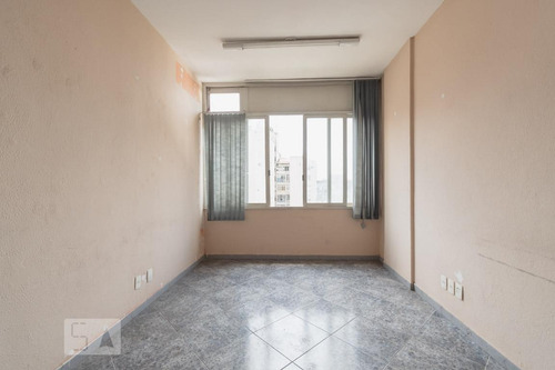 Apartamento À Venda - Centro, 1 Quarto, 30 - S893027978