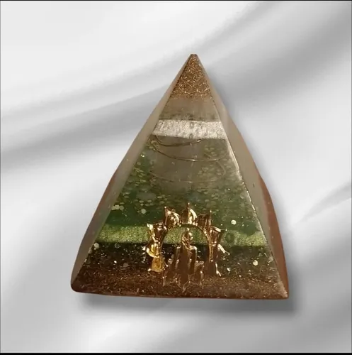 Pirámide Artesanal Orgón Meditación