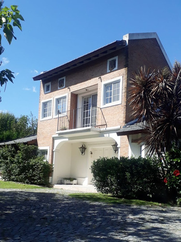Imagen 2 de 15 de Antonini Modet - Venta De Casa En Pilar Del Lago