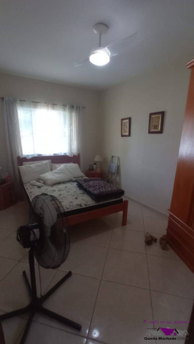 Imagem 13 de 15 de Maravilhosa Casa Com 4 Quartos , Sendo 2 Suíte Com Churrasqueira E Piscina! - 100