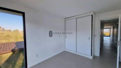 Imagen 22 de 30 de Apartamento - Grand Bay Residences 102s