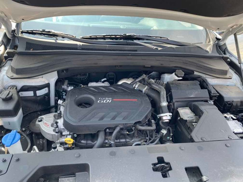 Imagen 14 de 15 de Hyundai Santa Fe 2019 2.0 Sport L At