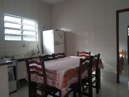 Imagem 5 de 14 de Casa Com Entrada E Parcelas Na Praia De Mongaguá, 2 Quartos!