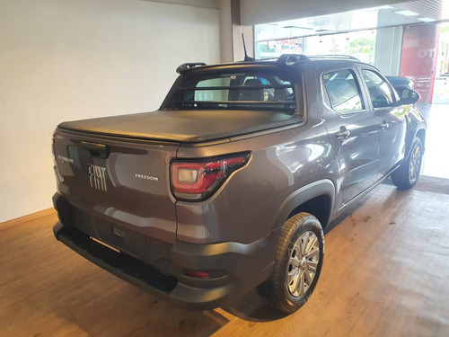Imagem 4 de 13 de Fiat Strada 1.3 Firefly Flex Freedom Cd Manual