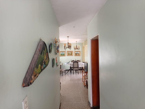 Aslibel Melédez Vende Espaciosa Casa Al Este De Barquisimeto
