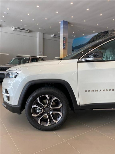 Imagem 7 de 15 de Commander 1.3 T270 Turbo Flex Limited At6