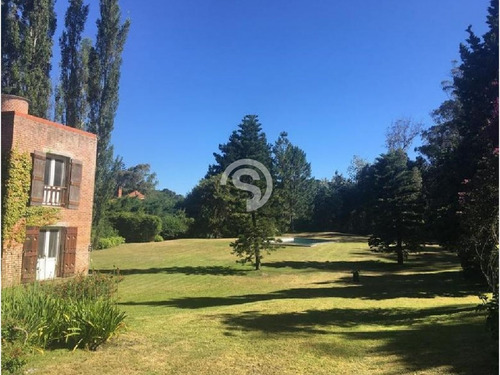 Excelente Casa En Venta En Zona Golf, Financiación - Ref: 4781