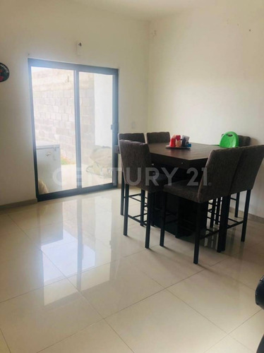 Imagen 4 de 15 de Casa En Renta Fracc. Santa Fe Cd. Cuauhtemoc, Chihuahua.