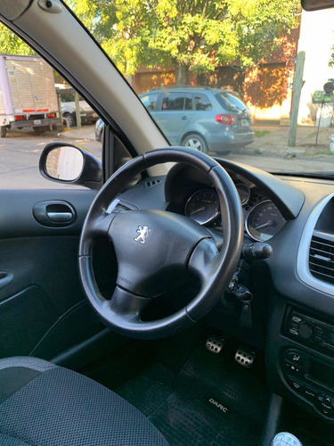 Peugeot 207 2010 1.6 Xt