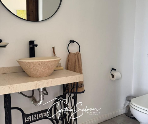 Venta Casa De 4 Ambientes Carlos Keen Chacras De San Andres