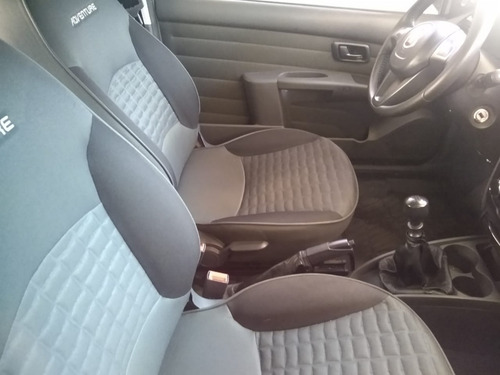Imagen 5 de 6 de Fiat Strada Adventure 1.6