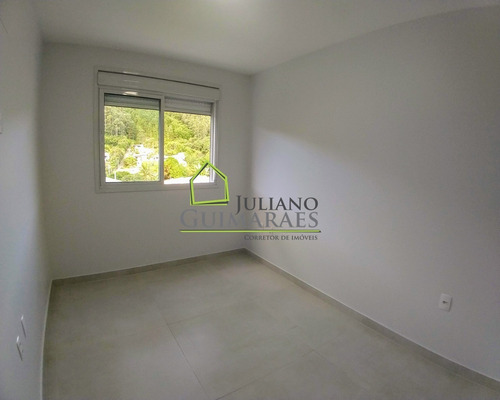Apartamento Semi-mobiliado, À Venda Á 600 Metros Da Praia Em Jurerê, Residêncial, Florianópolis Sc - Ap00502 - 33730832
