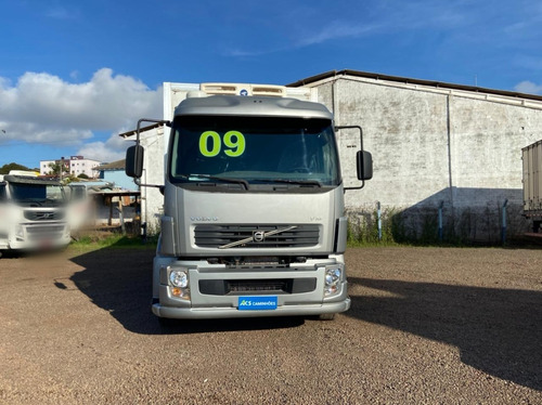 Imagem 1 de 8 de Volvo/vm 260 6x2r