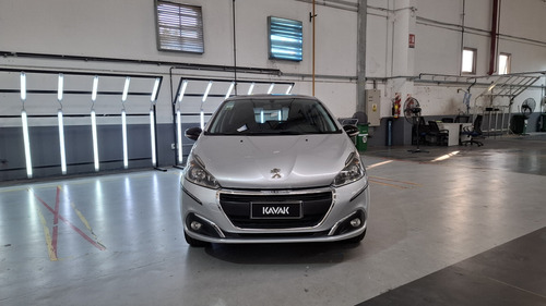 Peugeot 208 1.6 Allure