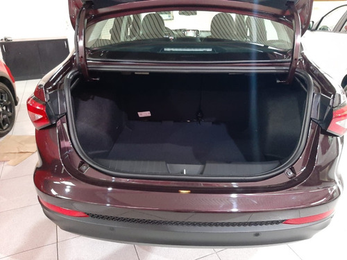 Imagen 4 de 7 de Fiat Cronos 1.8 2021 At Rojo Marsala 100% Financiado