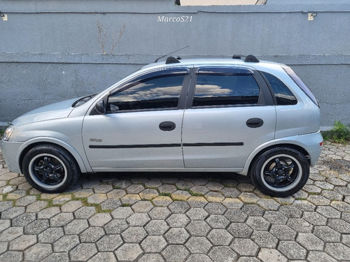 Chevrolet Corsa 1.8 Maxx Flex Power 5p