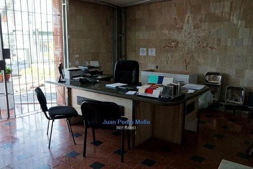 Venta De Local En Buceo, Montevideo
