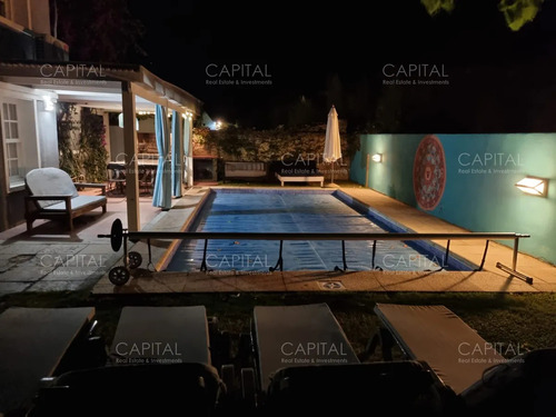 Casa De Cinco Dormitorios En Alquiler - En La Barra Punta Del Este