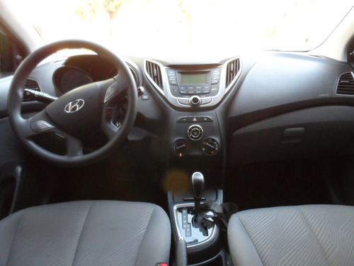 Hyundai Hb20 S 2015 Confort Plus, Automático, Excelente