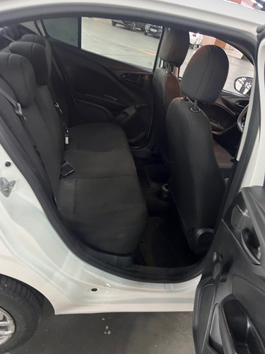 Fiat Cronos 1.0 Flex 4p
