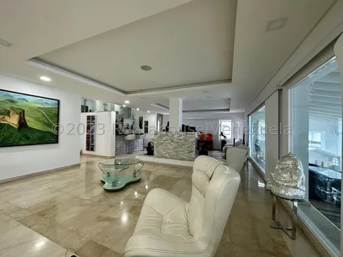 Casa En Venta La Lagunita