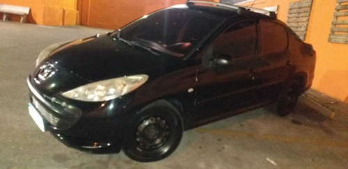 Imagem 1 de 9 de Peugeot 207 Passion 2011 1.4 Xr 10 Anos Flex 4p