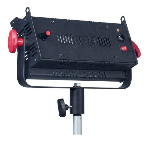 Imagen 2 de 3 de Iluminador Led Video 50w. Modelo Z-one Dexel