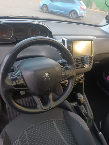Peugeot 208 208 allaure