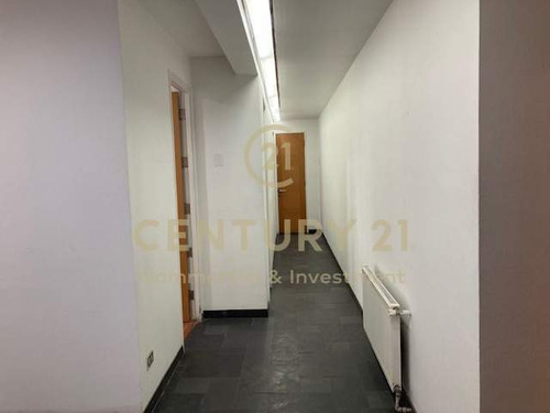 Oficina En Renta En Isidora Goyenechea - Barrio El Golf