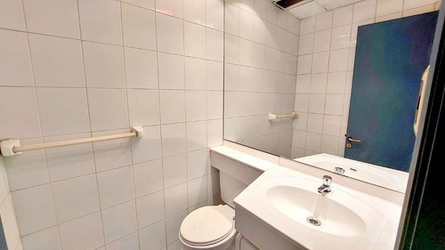 Vende Espectacular Oficina. Insuperable Ubicación Las Condes
