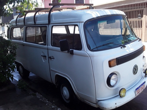 Volkswagen Kombi 2002 1.6 Std 3p Álcool