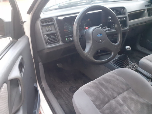 Imagen 13 de 17 de Ford Sierra Guia Sx
