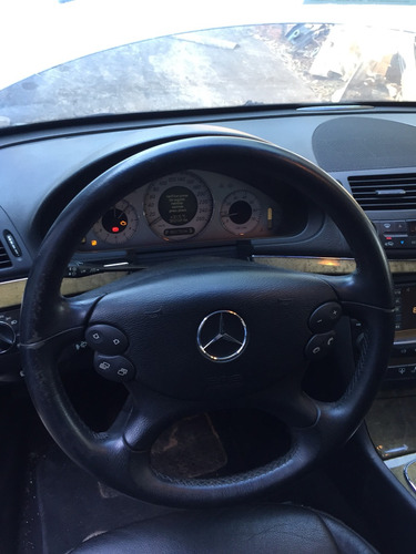 Imagem 6 de 10 de E 350 2007 Mercedes-benz Baixado Sucata Somente Pecas