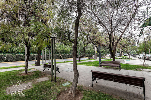 Departamento En Venta De 3 Dorm. En Vitacura