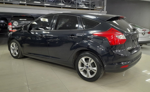 Imagen 5 de 15 de Ford Focus S 1.6 2014