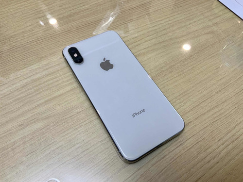 iPhone XS - 64 Gb