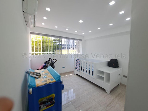 Imagen 7 de 12 de Apartamento En Venta En Macaracuay Lepv