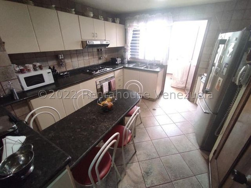 Imagen 4 de 10 de Casa En Venta Urb. La Boyera # 22-16570