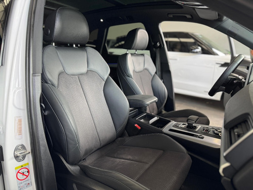Audi Q5 2.0 L T S Line Dsg