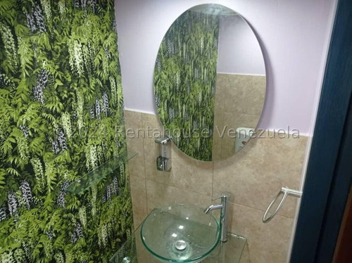 Local Comercial, La Trinidad, Caracas Mls 24-27466