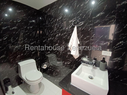 Apartamento En Venta En El Limón Maracay 25-20659 Irrr
