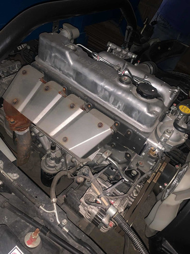 Imagen 15 de 16 de Mitsubishi Canter Canter F-84