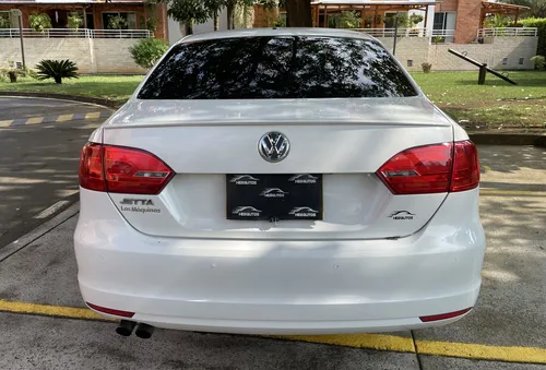 Volkswagen Jetta 2.0 Trendline 5 p