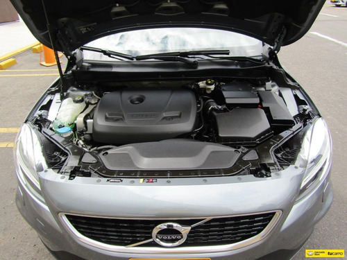 Volvo V40 2.0 T4 Drive-e R-design