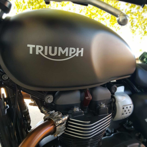 Triumph Street Twin