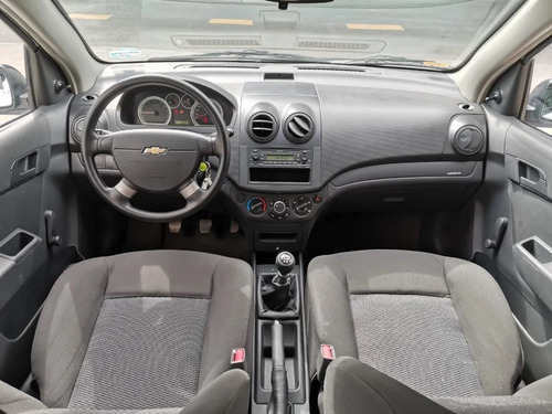 Imagen 9 de 11 de Chevrolet Aveo N 2017