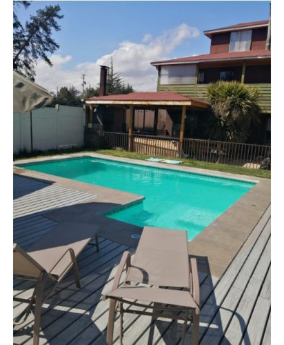 Venta Casa Amoblada / Algarrobo Centro / 5d 3b Piscina